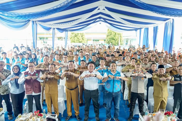 Baru 56 Hari Kerja, Bupati Muba dan Wabup Berhasil Alihkan Listrik MEP ke PLN Ribuan Pelanggan dan Lima Desa di Kecamatan Keluang Kini Nikmati Listrik PLN.